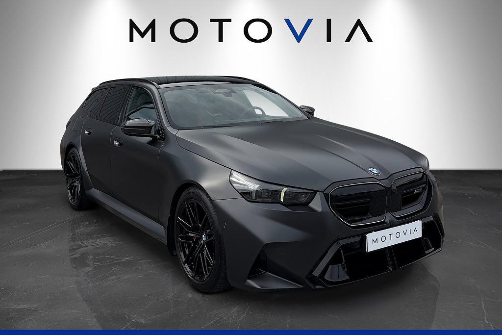 BMW M5 Touring *RESERVERAD* B&W Pano DAP Kolfiber 360 Kamera