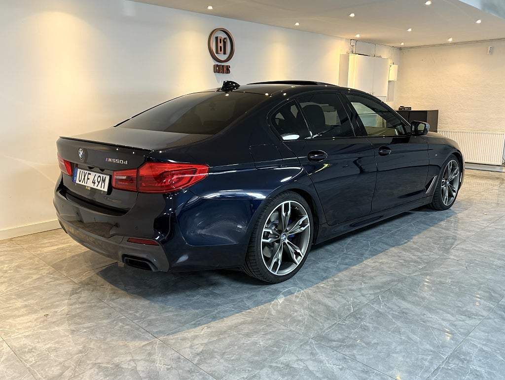BMW M550D xDrive Sedan 400HK TAKLUCKA LASER HUD H/K 360° SE SPEC