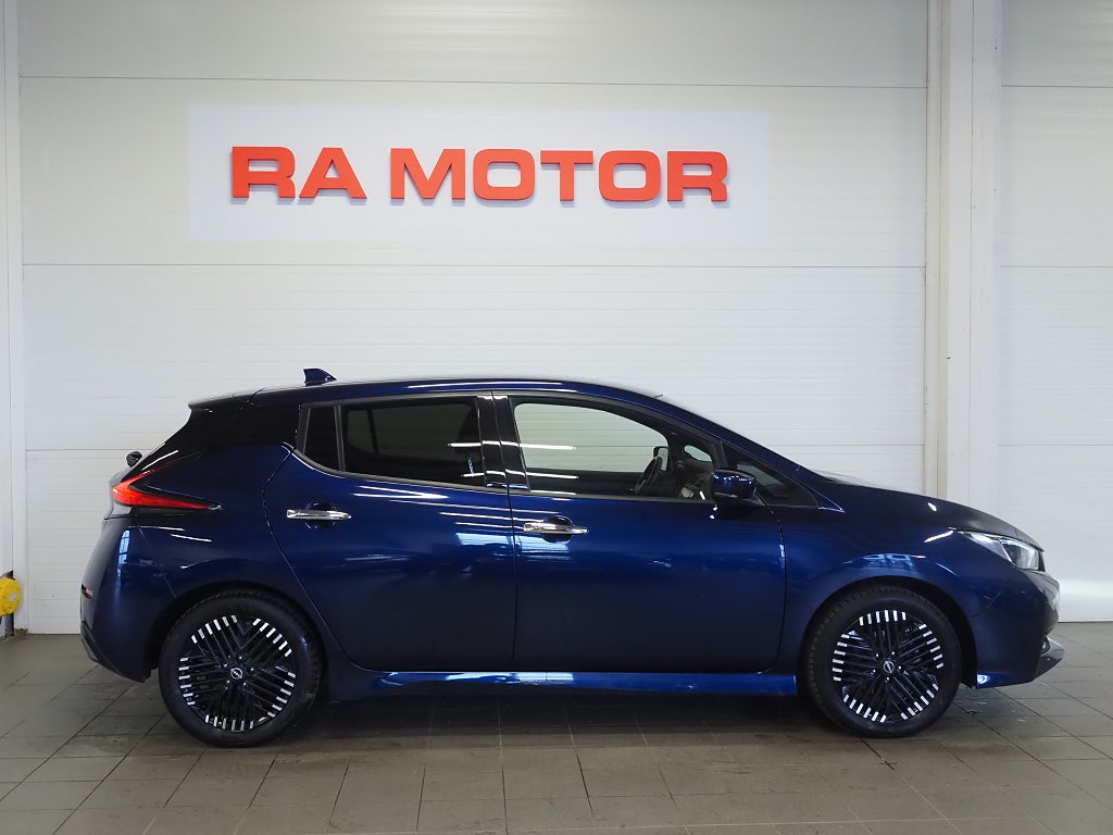 Nissan Leaf N-Connecta | 40kwh | 360° kamera | Värmepump | 2023