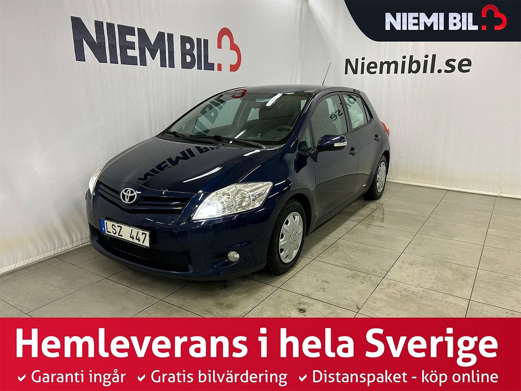 Toyota Auris 5-dörrar 1.4 D-4D SoV-däck/Drag/Mok-värmare