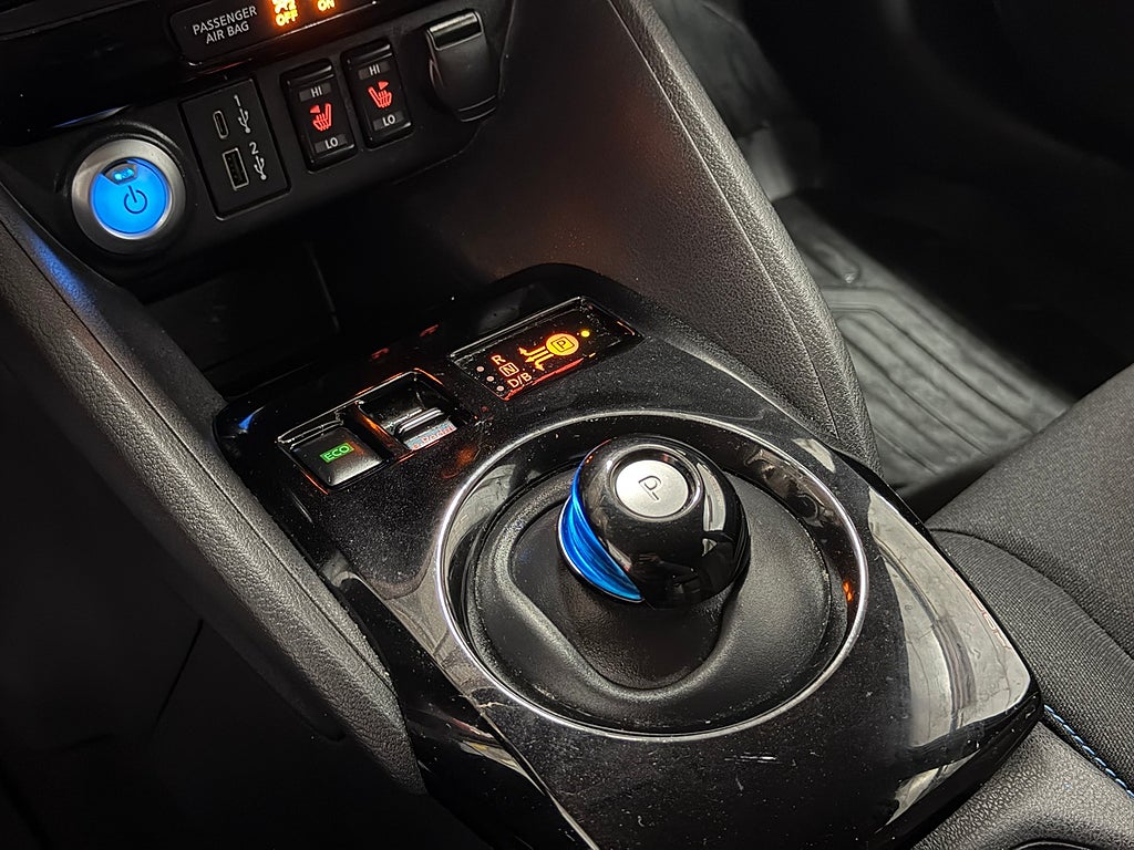 Nissan Leaf N-Connecta | 40kwh | 360kamera | Värmepump