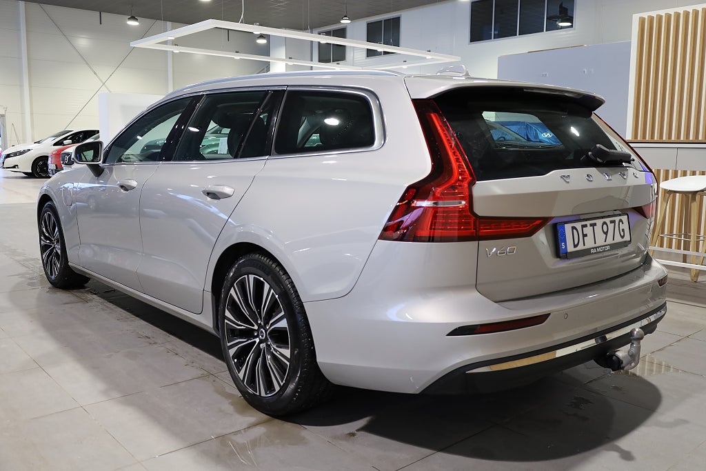 Volvo V60 Recharge T6 350hk AWD Core Edition Aut Drag Leasbar 2023