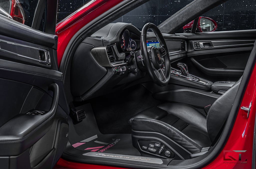 Porsche Panamera GTS GTS ST Sp-Design Pano 21" InnoDrive 18väg NightVisi