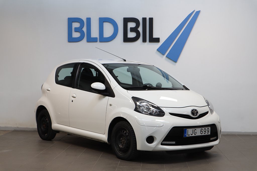 Toyota Aygo 5-dörrar 1.0 MOTORVÄRMARE ISOFIX AUX 68hk