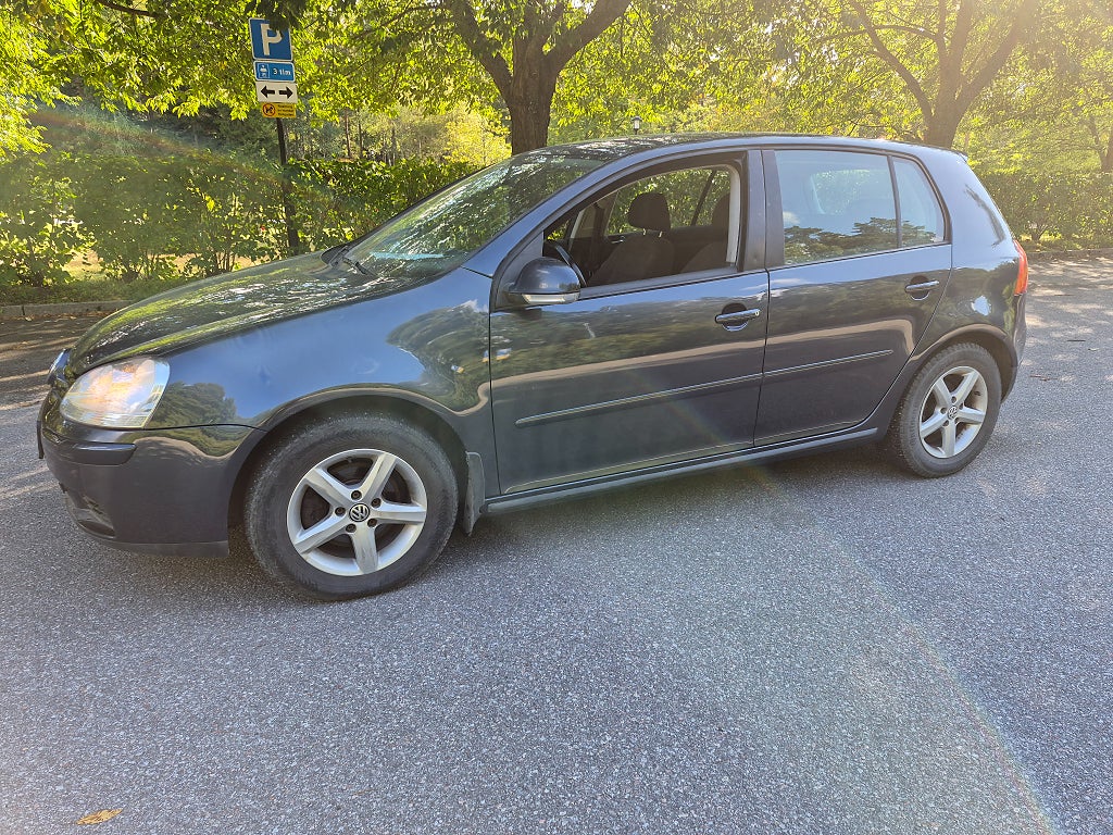 Volkswagen Golf 5-dörrar 1.6 TipTronic Trendline Euro 4