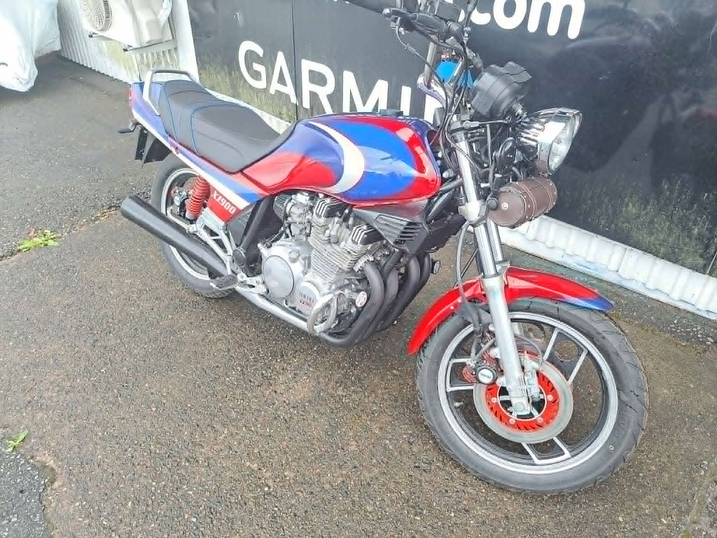 Yamaha XJ900 
