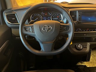 Toyota Proace Verso 2.0 Automat 9sits/MOMS/SoV-Däck/MoK-Värm