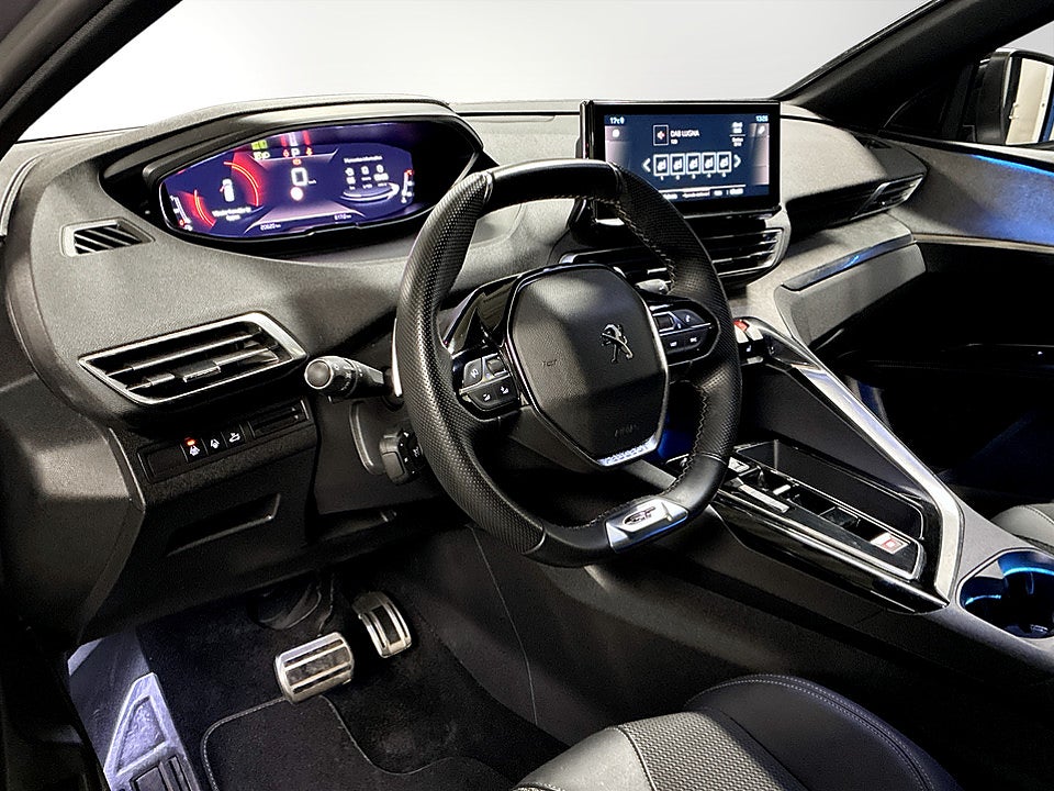 Bild på Peugeot 3008 GT 1.2 PT 130hk B-KAMERA CARPLAY