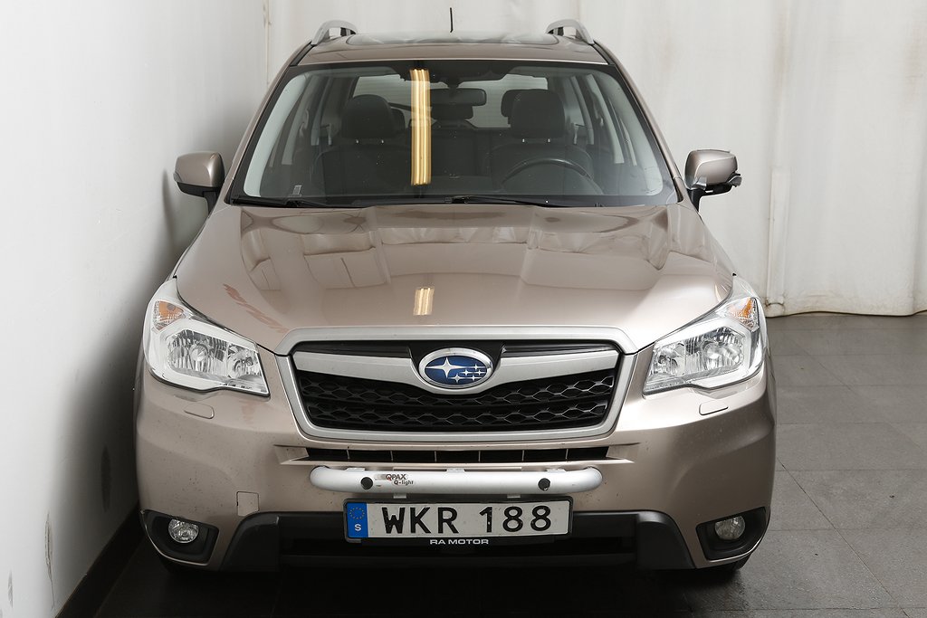 Subaru Forester 2,0i XE AWD Aut Skinn Pano Drag Nybesikt 2014