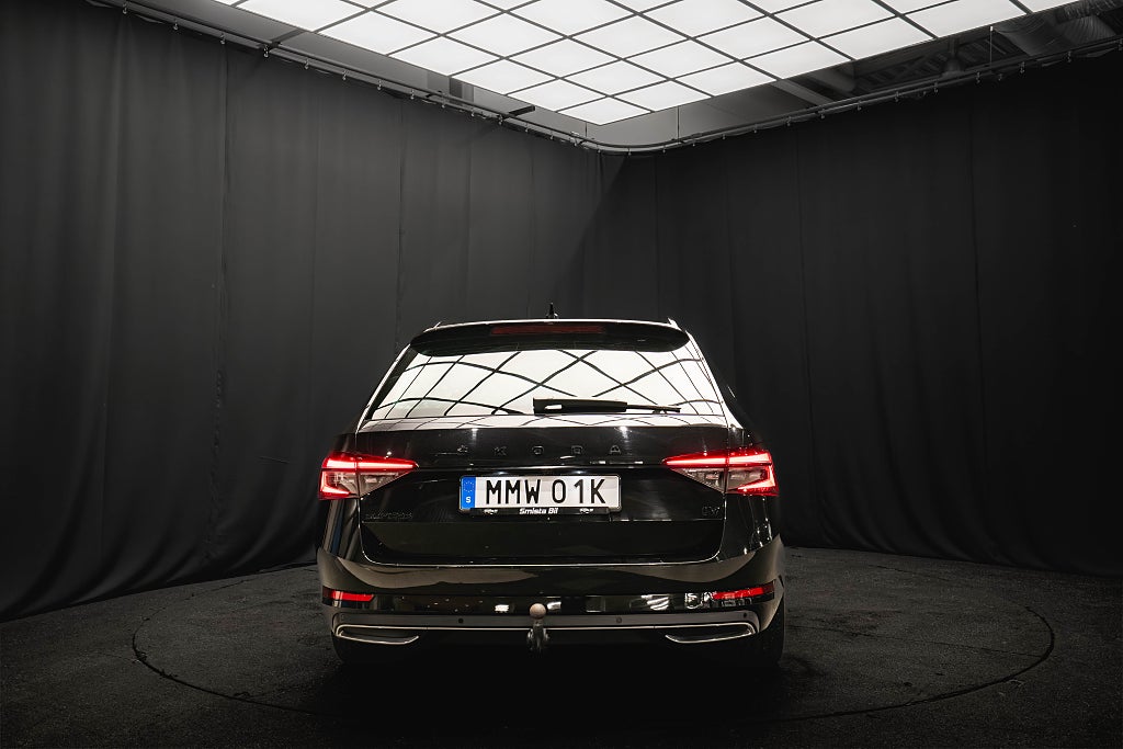 Skoda Superb SPORTLINE DRAG B-VÄRMARE KAMERA COCKPIT 1-ÄGARE MOMS