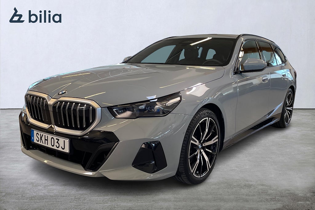BMW 520d xDrive Touring M Sport H/K Värmare Adaptiv Farth. Drag