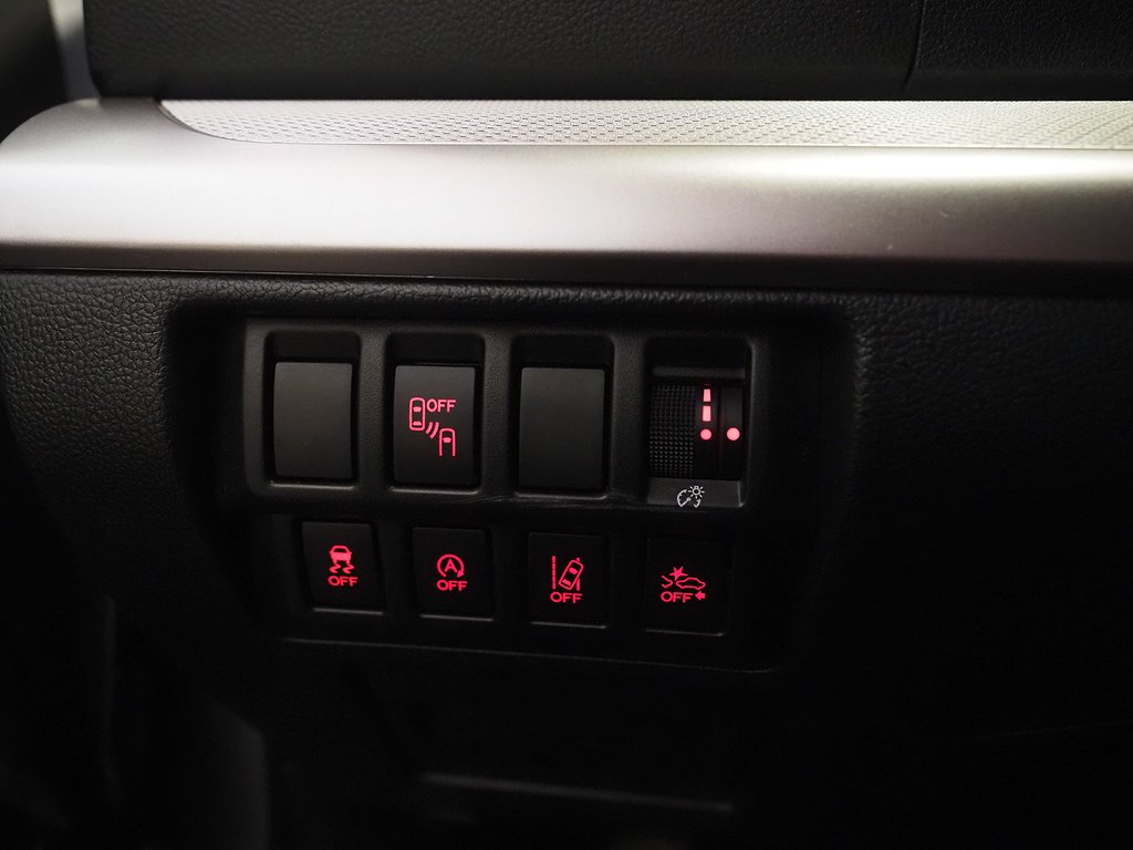 Subaru Outback 2.5 4WD Lineartronic 175hk Drag Kamera M-Värm 2017