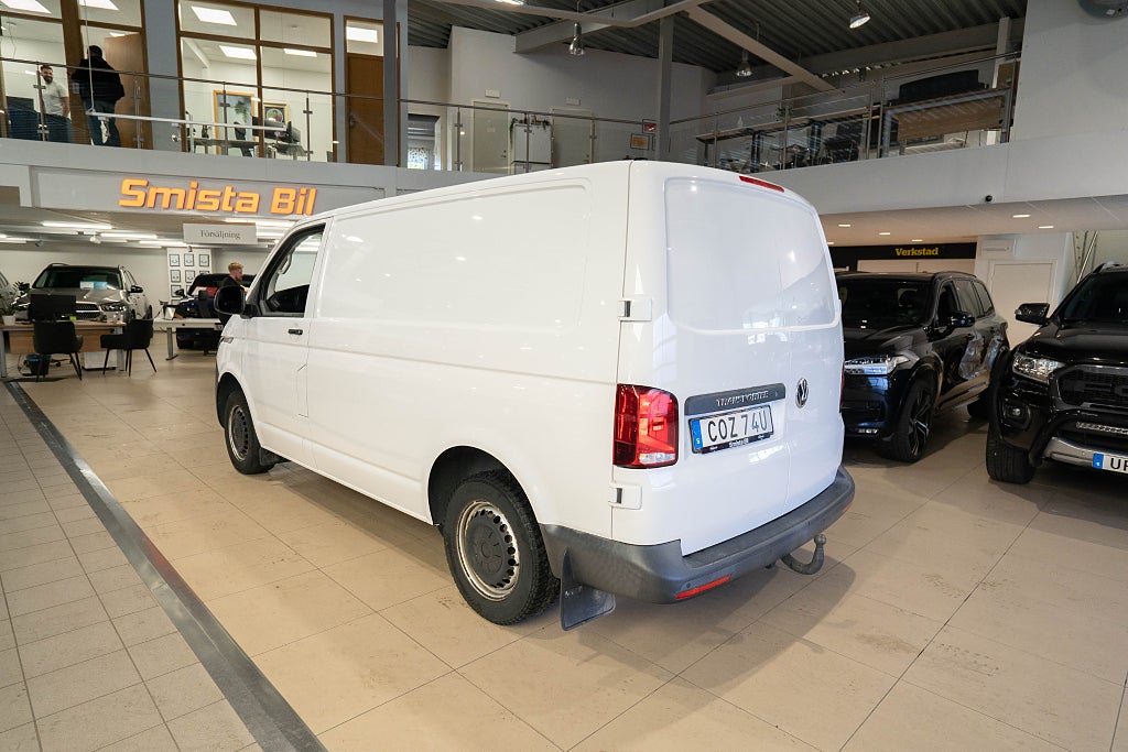 Volkswagen Transporter T30 TDI D-VÄRMARE DRAG CARPLAY MOMS 1-ÄGARE