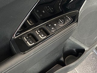 Kia Niro Hybrid DCT Advance Plus Kamera/Carplay/Skinn/Dragkrok – bild 18