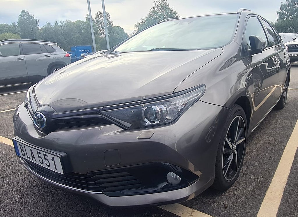 Toyota Auris 1,8 HYBRID TS TOUCH & GO EDITION