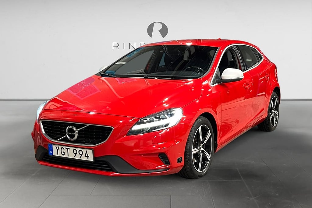 Volvo V40 T2 122 HK MOMENTUM R-DESIGN DRAG M&K LED 9700MI...