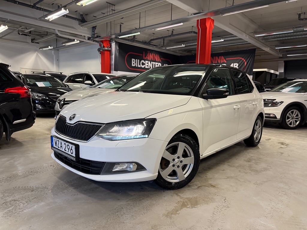 Skoda Fabia 1.2 TSI Aut Ny servad Carplay PDC Euro 6 SoV