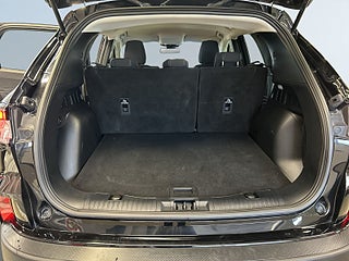Ford Kuga Plug-In Hybrid E-CVT Kamera/M-Värmare/Xtraljus/S&V-Däck – bild 12