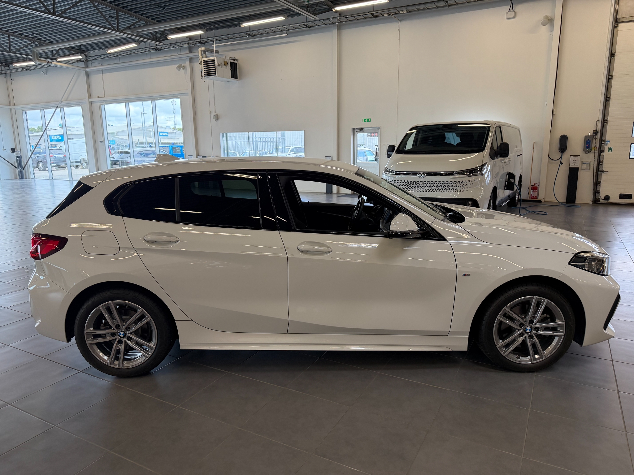 BMW 118 i Steptronic M Sport 2023, bild 7/51