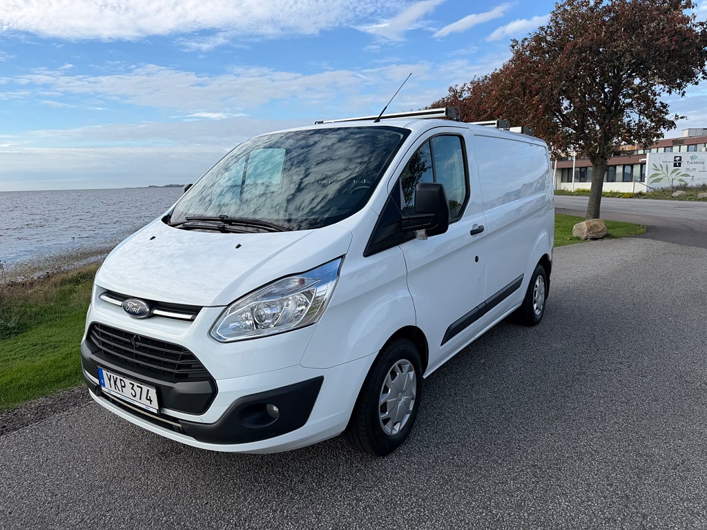 Ford Transit Custom 270 2.0 TDCi P-Sensorer B-Kamera Drag Värmare