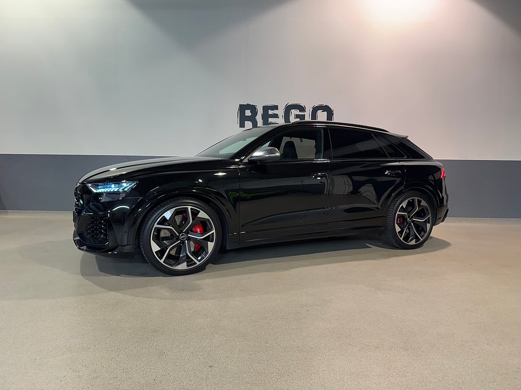 Audi RSQ8 Panorama, RS design