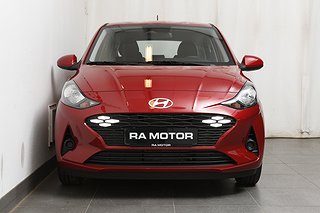 Halvkombi Hyundai i10 8 av 22