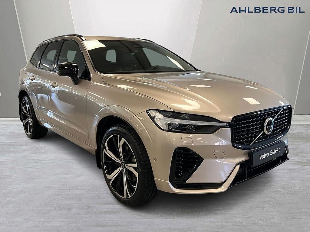 Volvo XC60 T6 Plus Dark Edition Dragkrok halvautomatisk, Ventilerade säten,