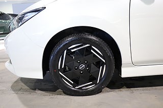 Halvkombi Nissan Leaf 7 av 19