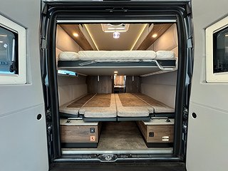 Husbil-halvintegrerad Robeta Apollo 180HK AUT 15 av 24