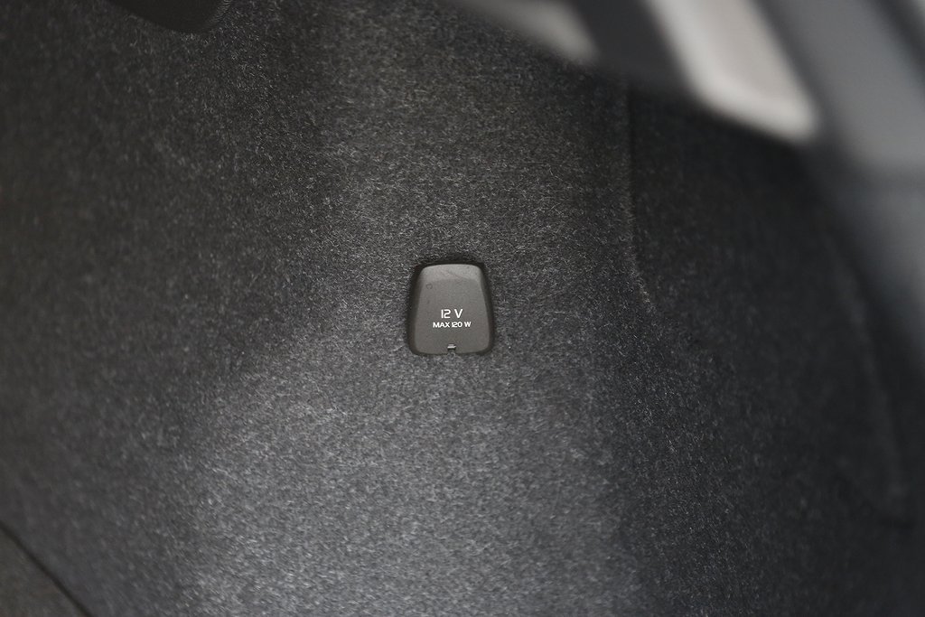 Volvo XC40 T2 129hk FWD Momentum Core Aut Leasbar VOC 2022