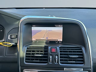 Volvo XC60 D4 AWD R-Design/Drag/SoV-Däck/MoK/D-värm/B-Kamera/Pano – bild 15