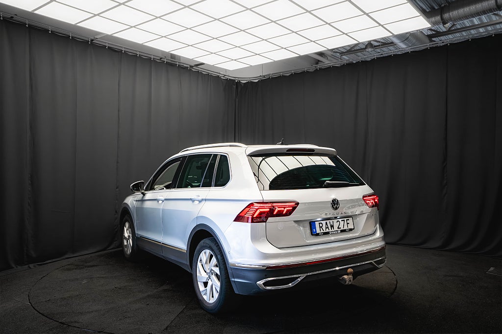 Volkswagen Tiguan eHybrid DRAG KAMERA IQ. MATRIX P-VÄRMARE 1-ÄGARE MOMS
