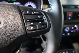 Halvkombi Hyundai i10 23 av 24