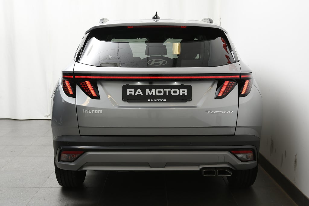 Hyundai Tucson 1.6T MHEV Essential Automat - Vinterhjul & service ingår 2025