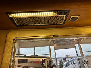 Husbil-halvintegrerad Kabe ROYAL 880 LT 21 av 33