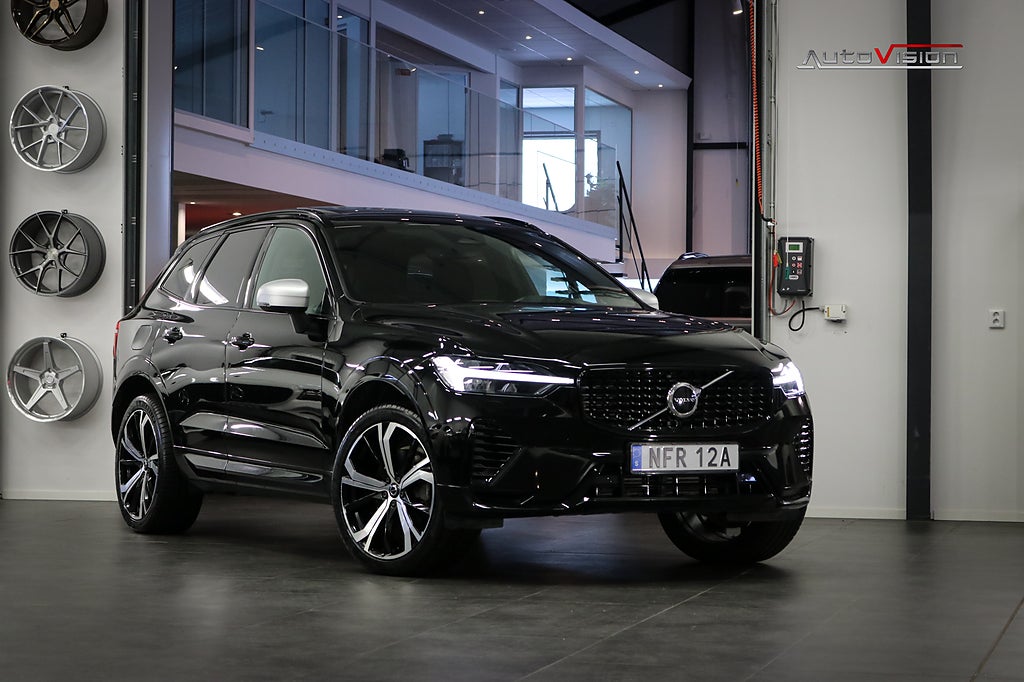 Volvo XC60 II Recharge T8 AWD 456hk R-Design H&K PANO DRAG 21" 