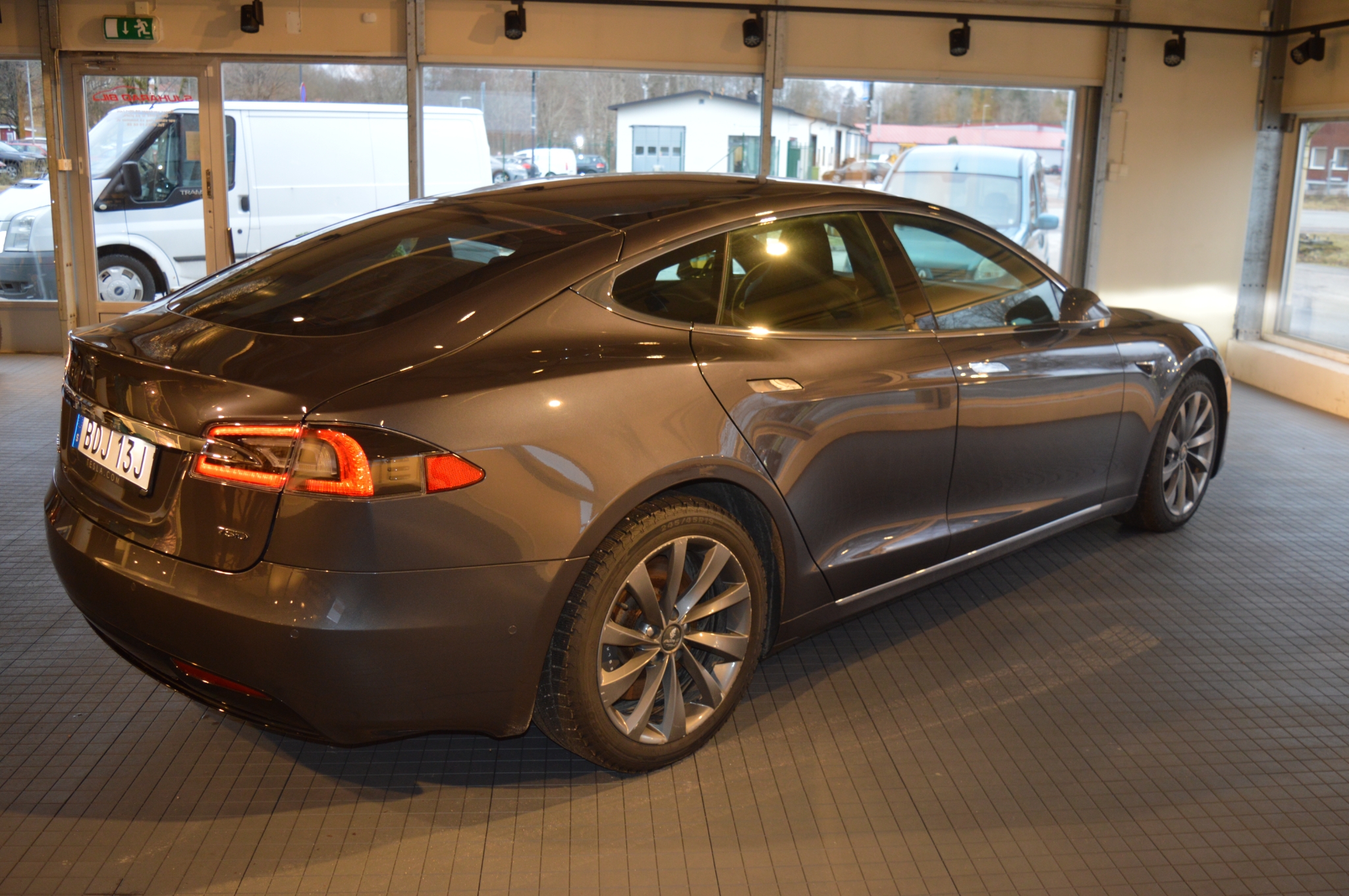 Tesla Model S 75D 2018, kuva 4/36