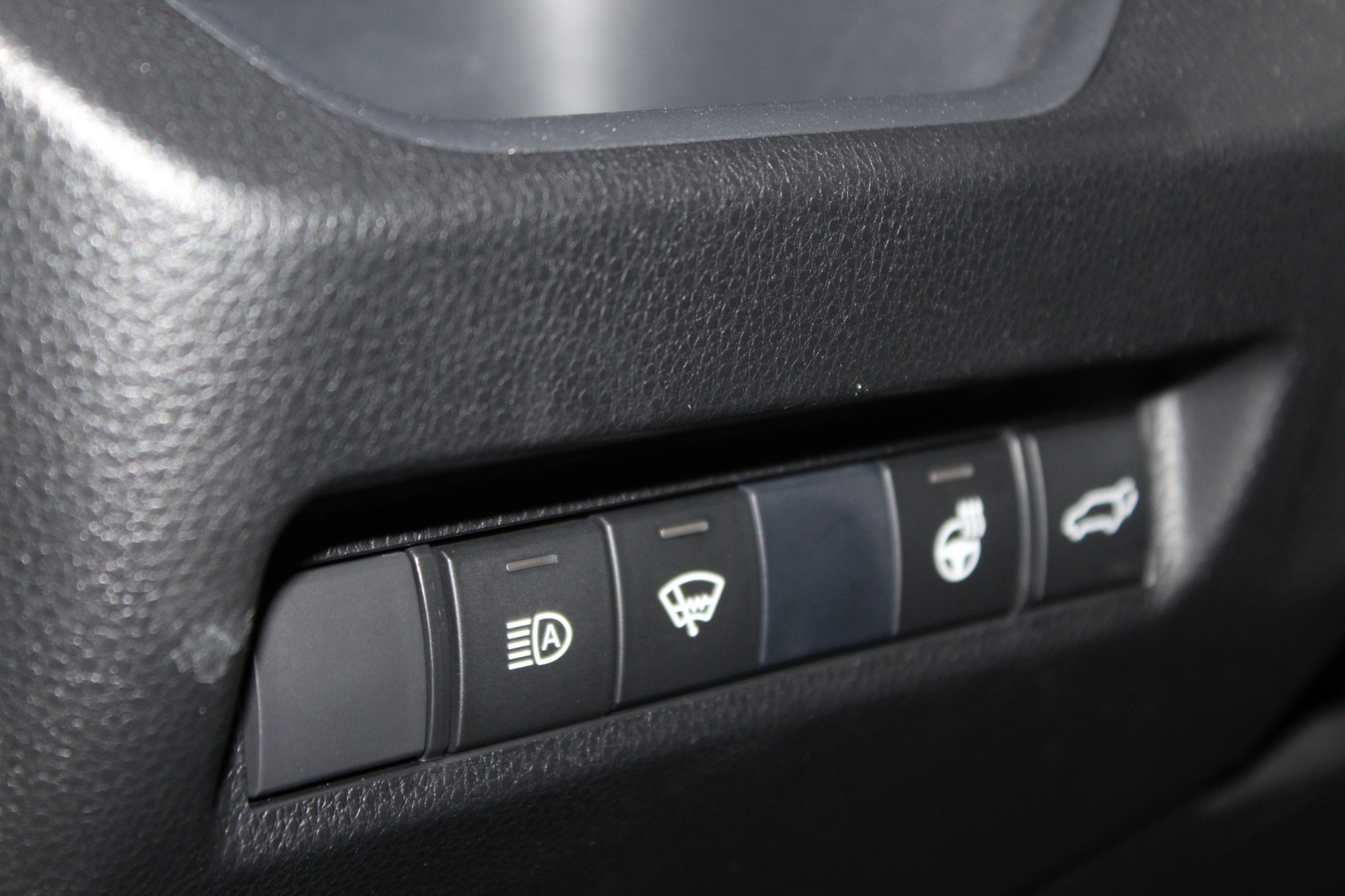 Toyota RAV4 Plug-in Hybrid E-CVT Launch Edition, Drag, B-Kamera 2021 - miniatyr 29