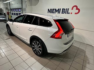 Volvo V60 Cross Country D4 Classic Summum Drag Dvärm GPS SoV