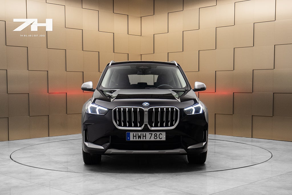 BMW X1 xDrive25e xLine Premium / Kamera / Farthållare / Drag