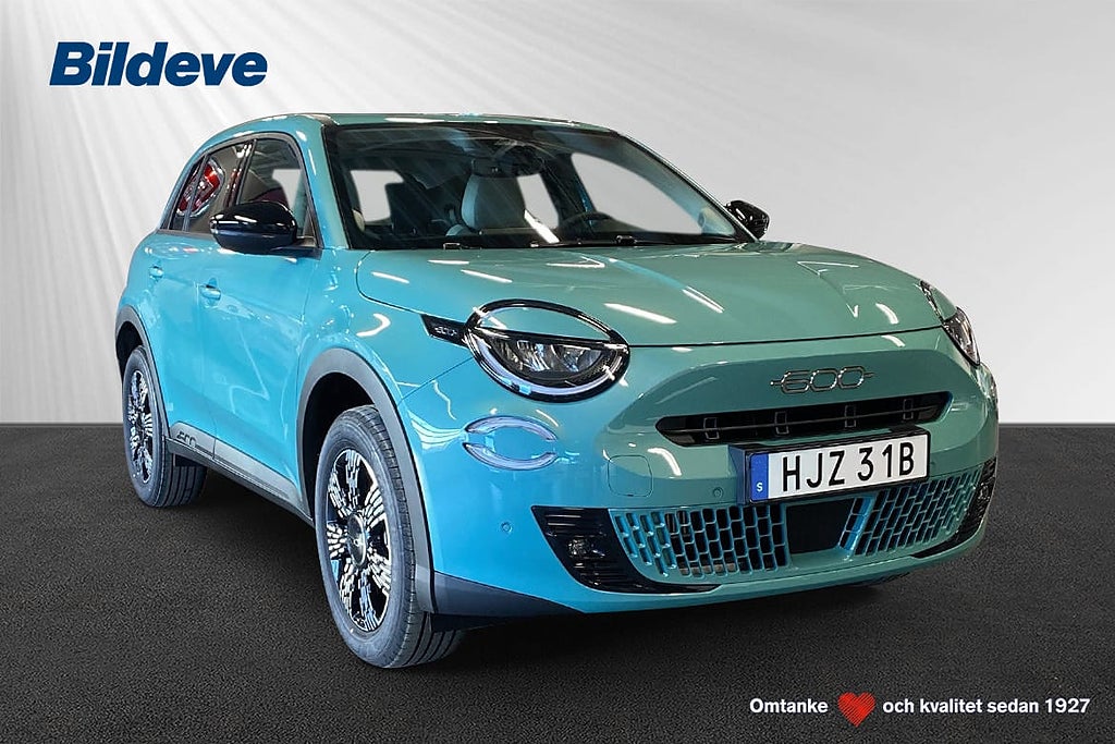 Fiat 600 Hybrid 5-d SUV ICON HEV T3 FWD