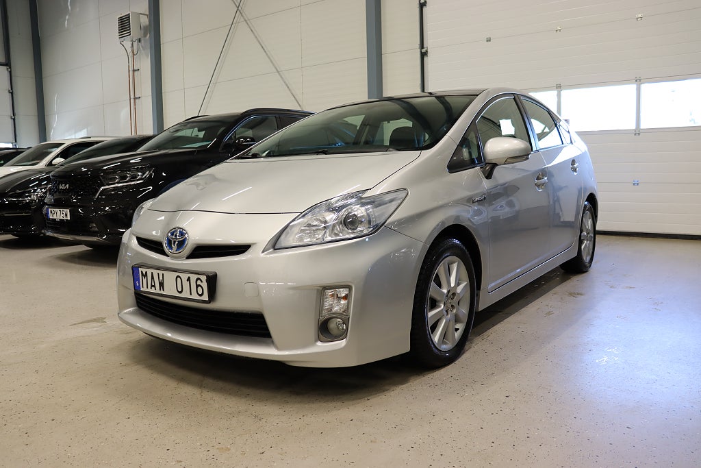 Toyota Prius Hybrid CVT Keyless Panorama 136hk