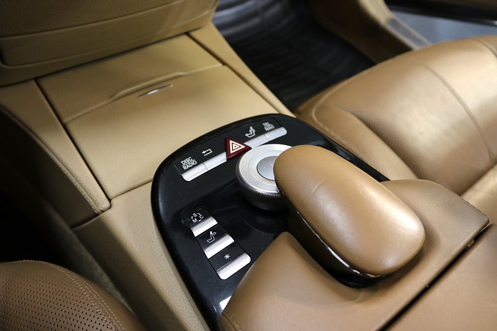 Mercedes-Benz S 2008 - miniatyr 12