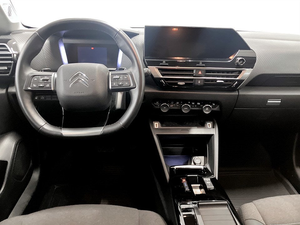 Bild på Citroën C4 X Shine 1.2 PT 130hk Aut - 360-KAMERA, RATTVÄRME