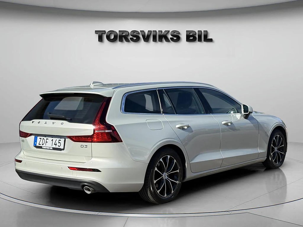 Volvo V60 D3 Momentum 2 Brukare Ny servad - miniatyr 5