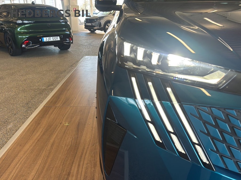 Peugeot 3008 Hybrid 1.2 PureTech 146HK thumbnail