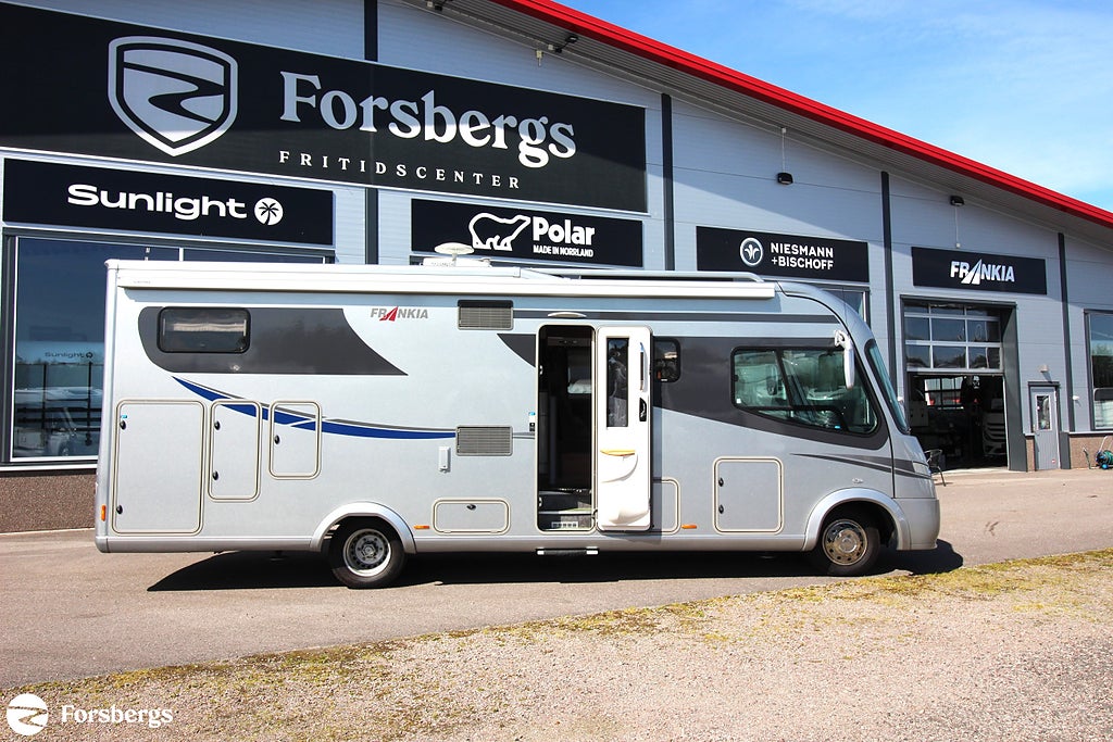 Frankia I 7900 GD M-Line // KAMPANJPRIS! // Bekväm med automat, dragkrok