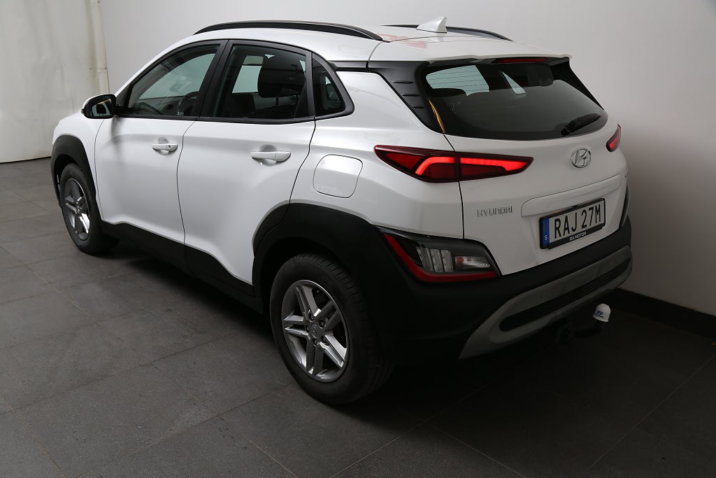 Hyundai Kona 1,0 T-GDI 120hk Essential Aut Kamera Carplay Drag 2023