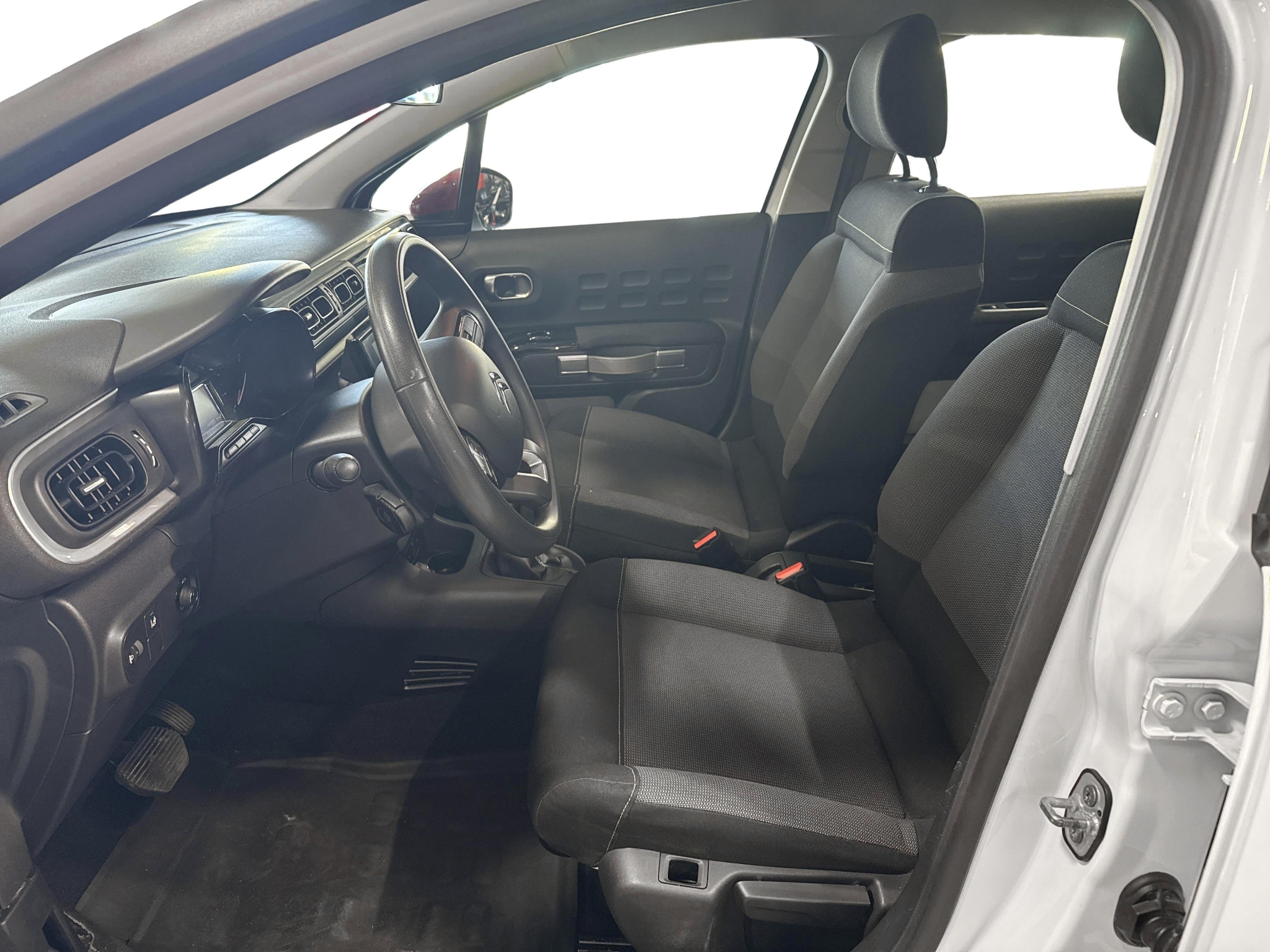 Citroen C3 1,2 PureTech 110, Vhjul Mvärm 2018, kuva 7/10
