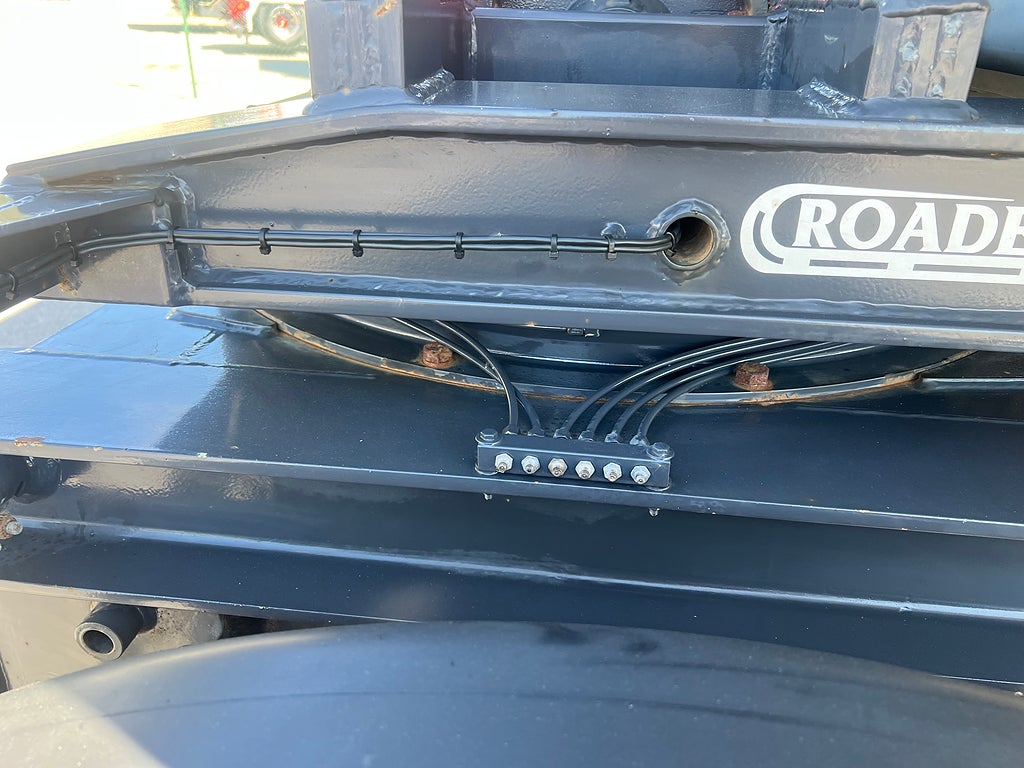 Övriga Roadex 3 Axlad tippvagn,